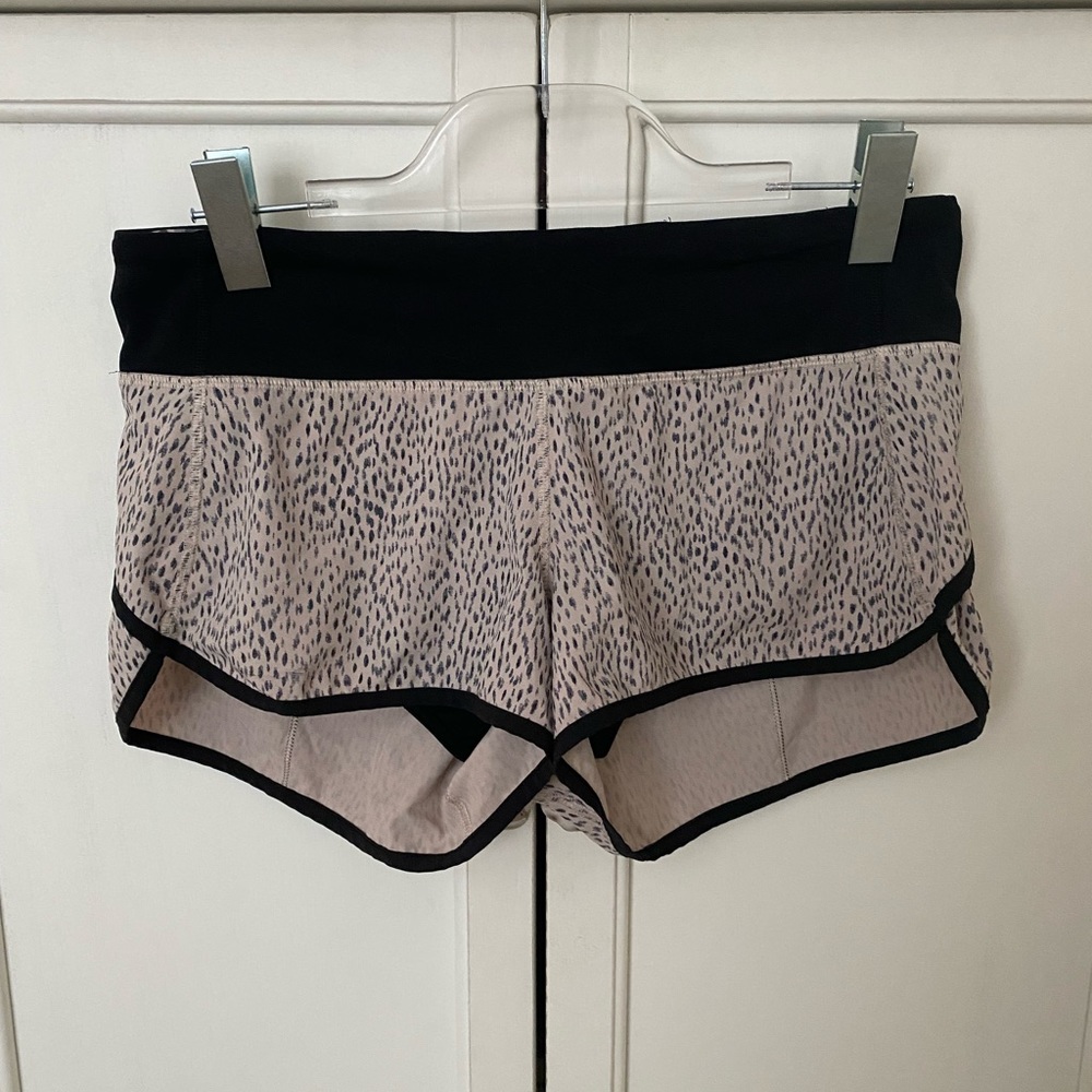 Lululemon Speed Up Shorts 2.5”